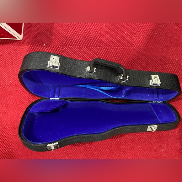 American Girl Violin Set - Picture 5 of 12